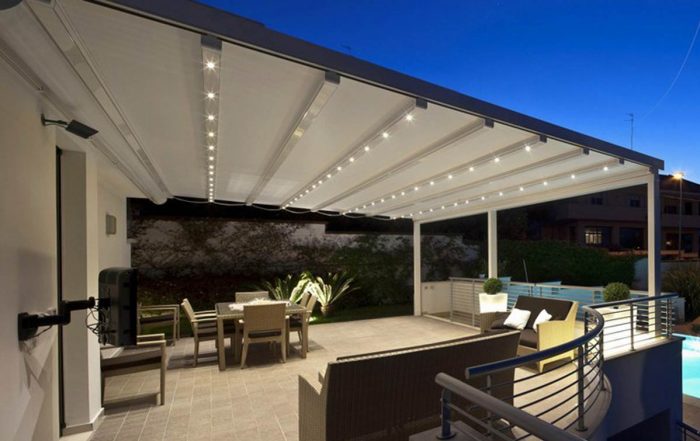 Retractable Roofs, Architectural Retractable Pergolas and Roof Systems ...